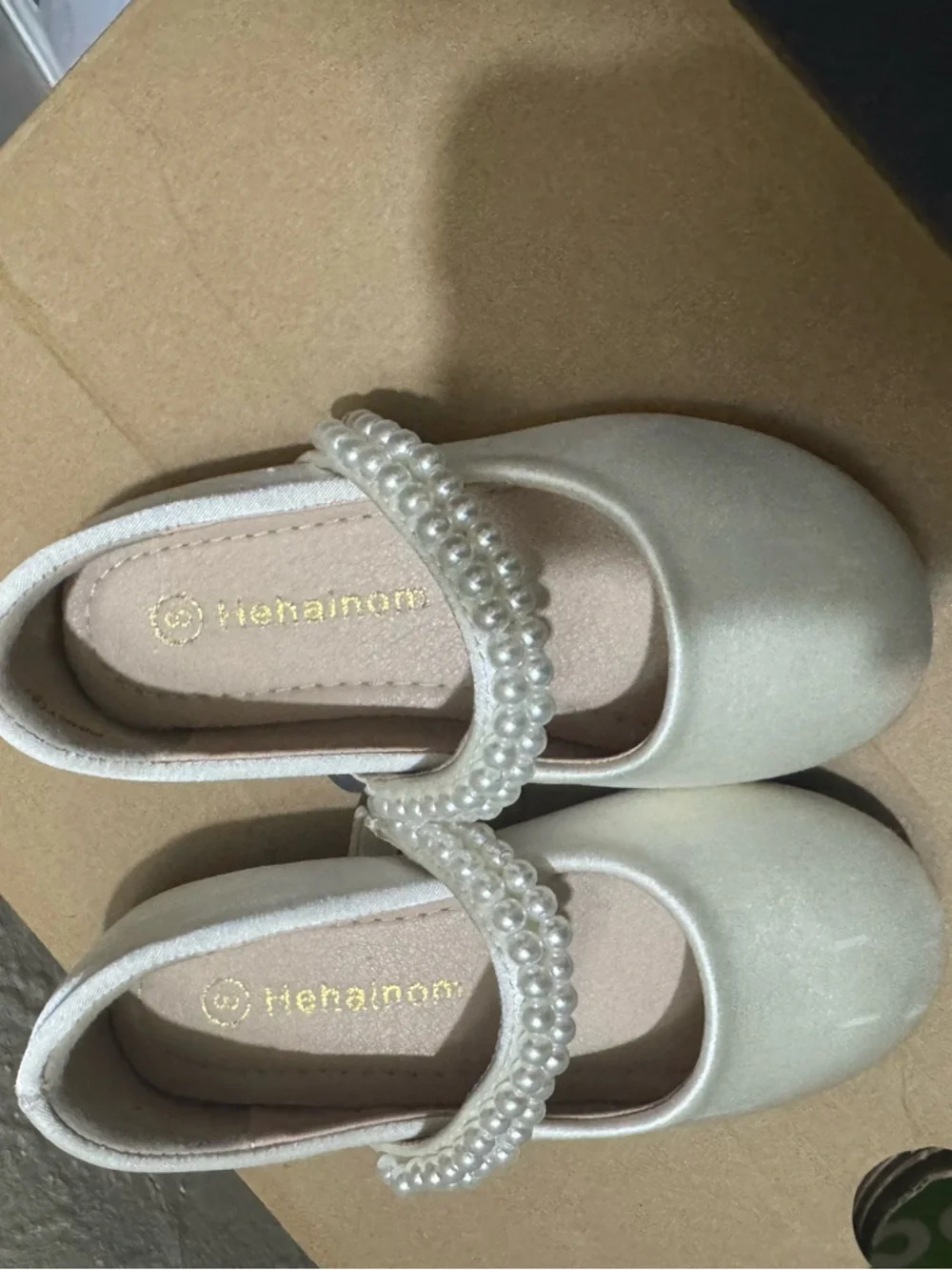 Henainom Pearl Strap Girls' Cream Dress Shoes